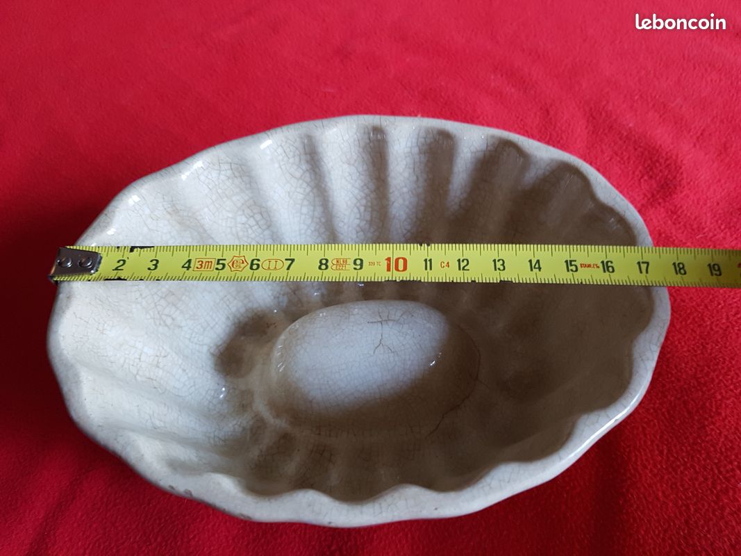 Moule à Kouglof ancien en céramique | Révélé - Brocante