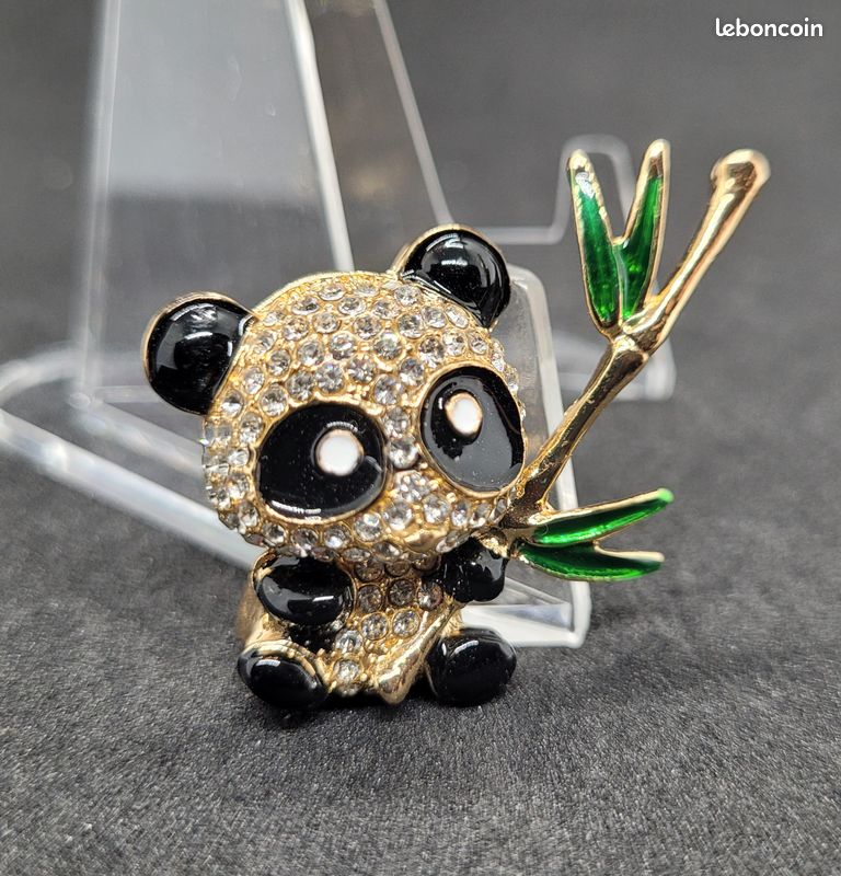 Broche Neuve – Magnifique petit Panda (image 3)