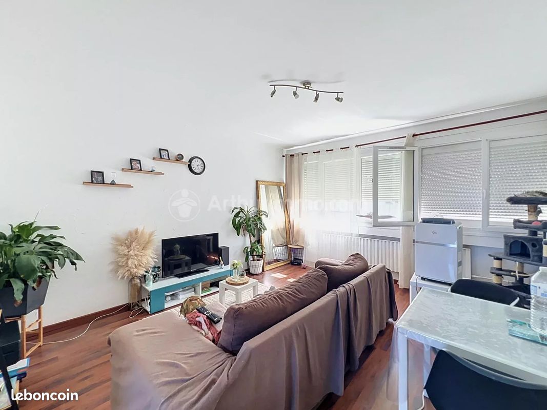 Appartement 3 pièces 61 m² · à Clermont-Ferrand · 61 m² · 655 €