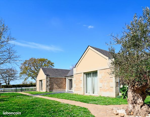 Maison 7 pièces 202 m²