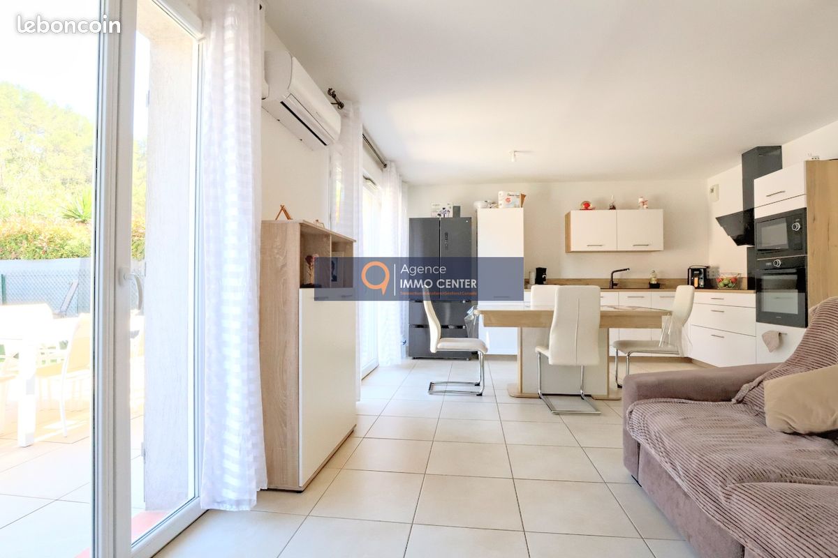 Maison 4 pièces 80 m² · à Solliès-Toucas · 80 m² · 340 000 €