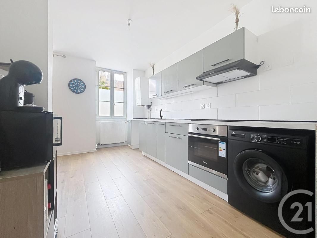 Appartement 3 pièces 70 m² · à Lure · 70 m² · 690 €/mois