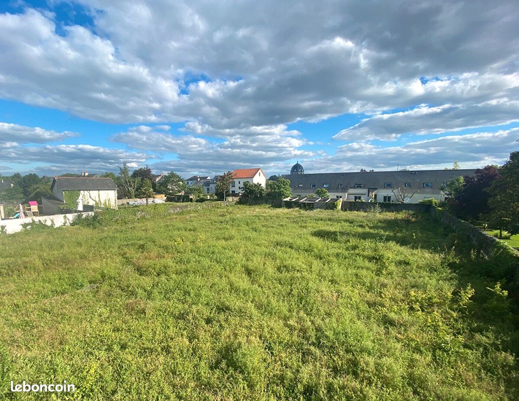 Terrain 385 m² · à Angers · 385 m² · 237 203 €