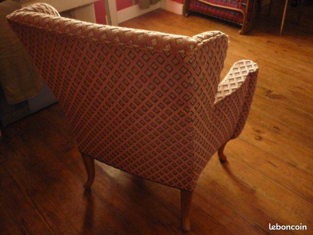 Fauteuil ancien à oreilles (image 5)