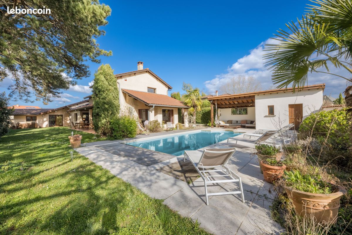 Maison 8 pièces 227 m² · à Lyon · 227 m² · 1 300 000 €