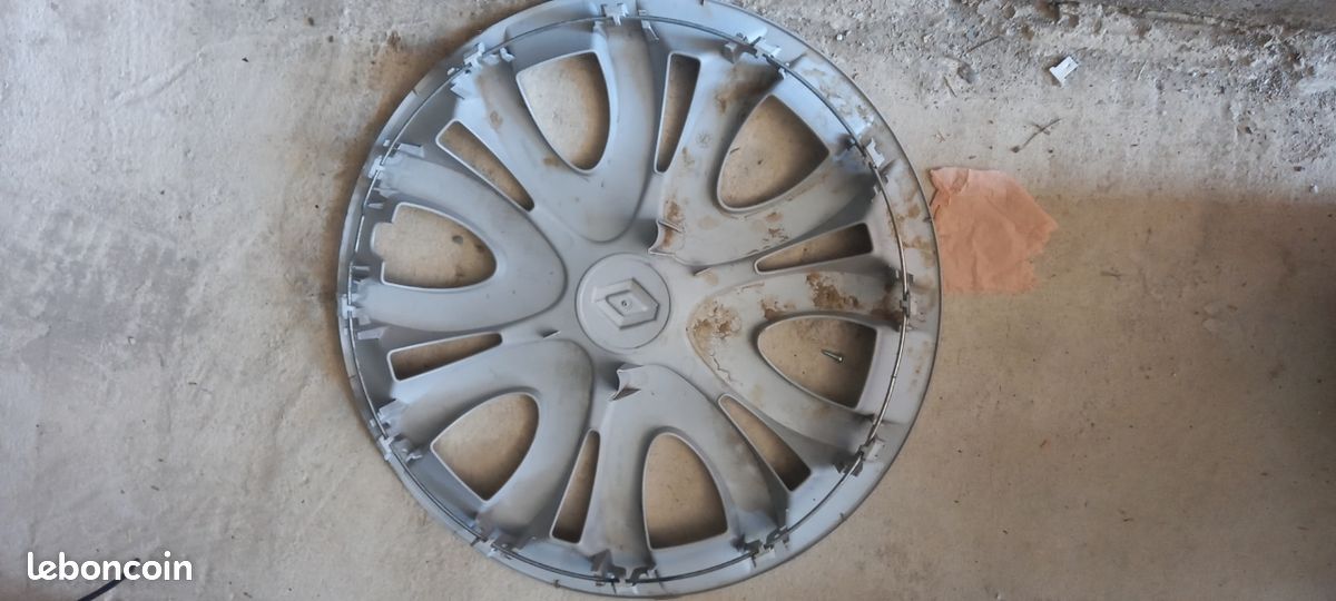 Enjoliveur renault 15 pouces (image 3)