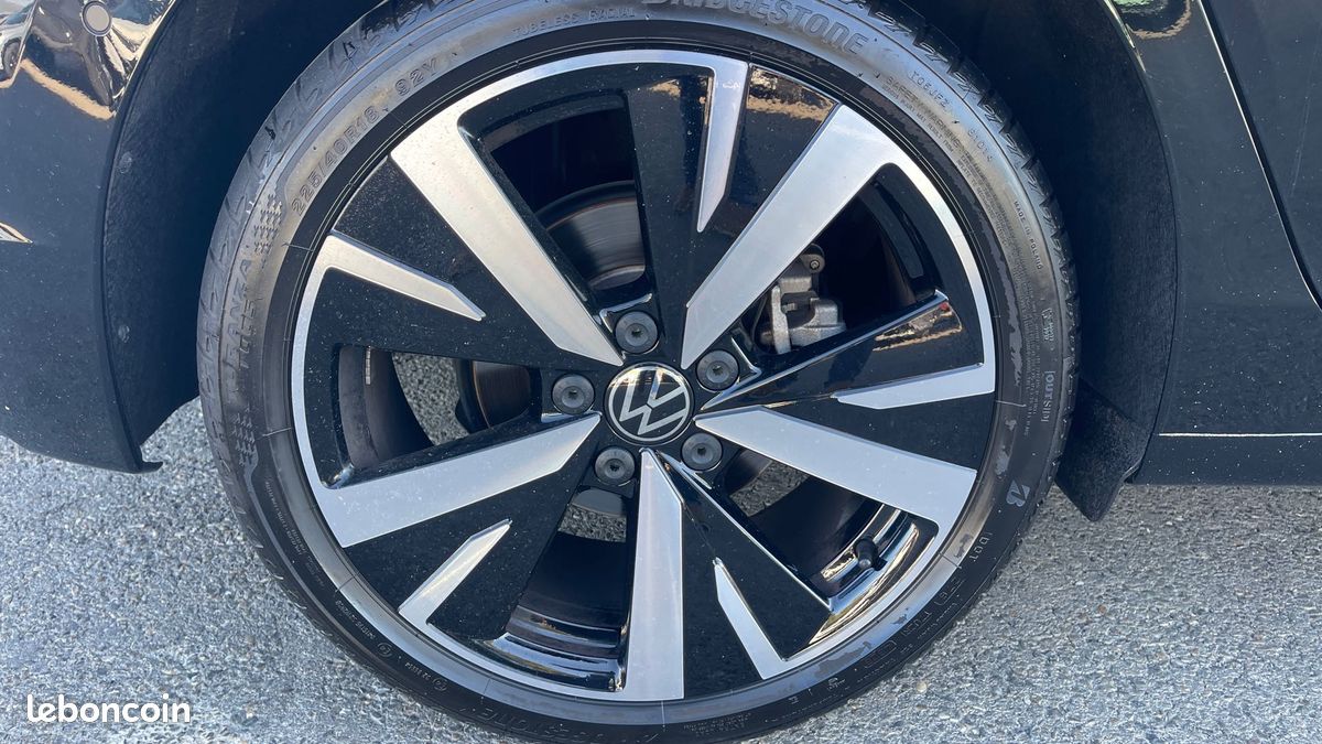 VOLKSWAGEN Golf 2.0 TDI 150 DSG7 VW Edition (image 12)