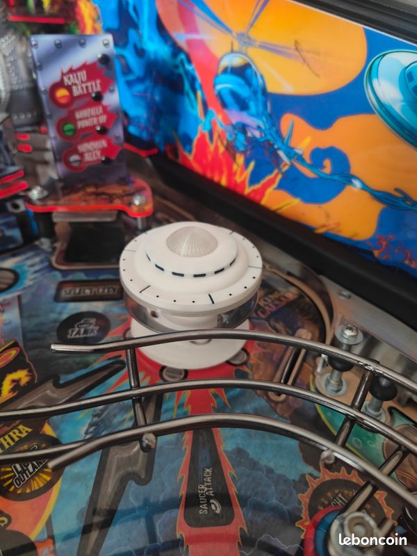Mod UFO flipper Godzilla (image 2)