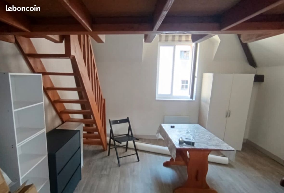 Appartement 1 pièce 23 m² · à Montargis · 23 m² · 390 €