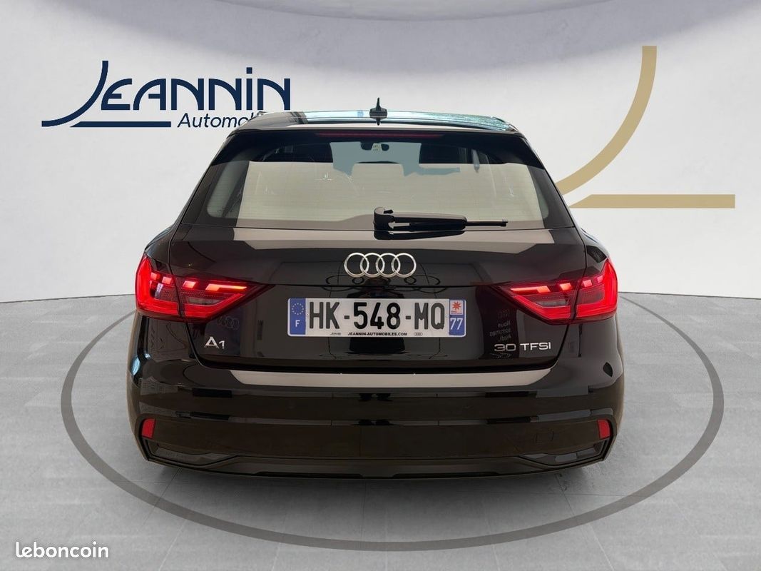 AUDI A1 Sportback 30 TFSI 116 ch S tronic 7 Design (image 4)