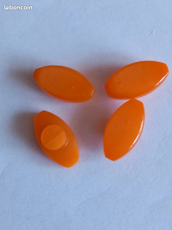 Lot de boutons plastique ovale transparent (image 1)