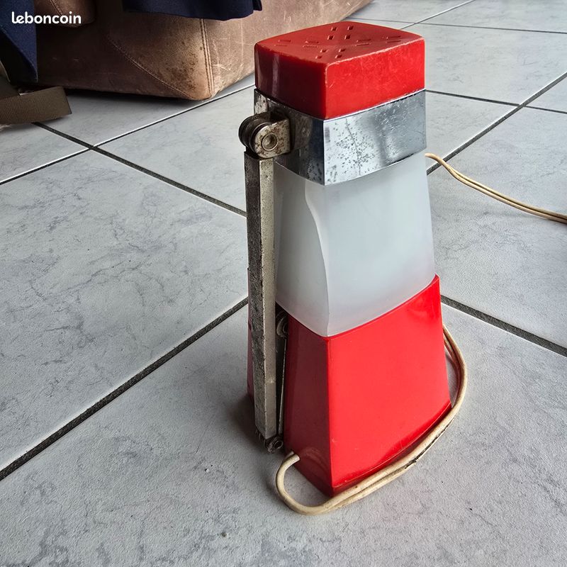 Lampe de Bureau Taki Modèle Iris du créateur Tada Kiko (image 2)