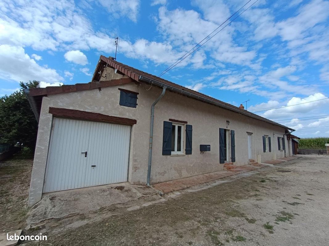Maison 4 pièces 75 m² · à Savigny-en-Revermont · 75 m² · 97 000 €