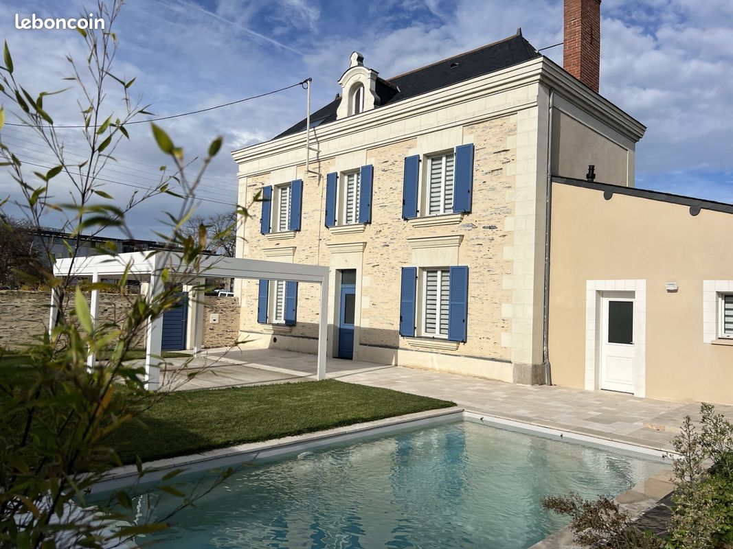 Maison 8 pièces 231 m² · à Angers · 231 m² · 795 000 €