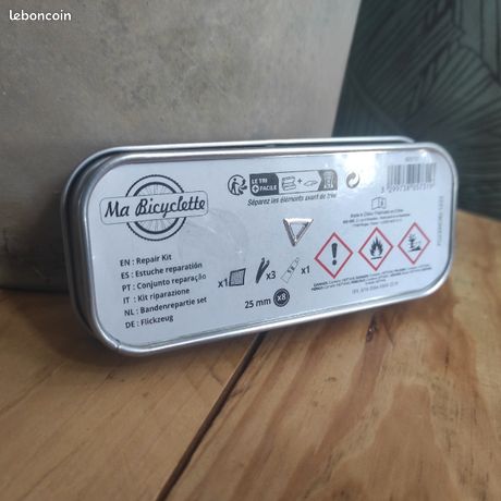 Kit Réparation Vélo 89 Pièces – Rustiques, Colle, Outils, Pour Crevaison, Chambre à Air, Moto, Portable