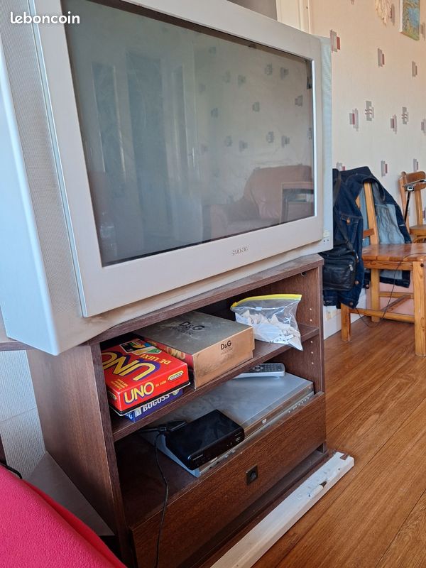 Télé + meuble télé (image 1)