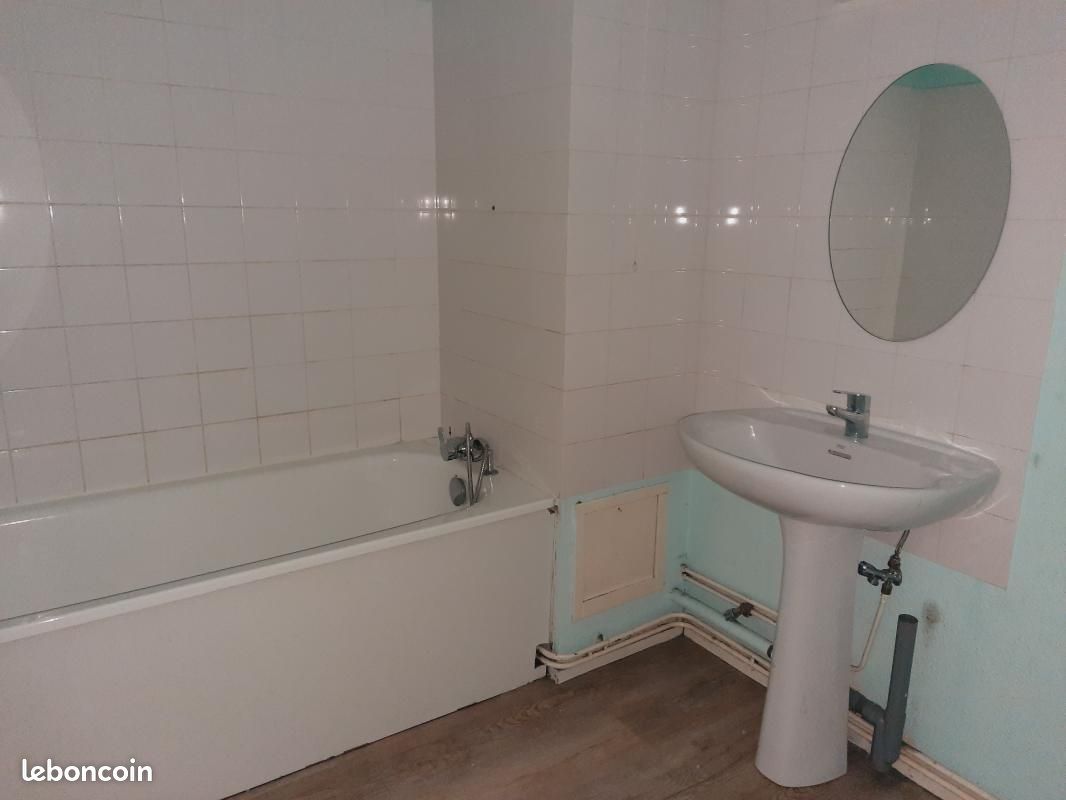 Appartement a louer echirolles - 3 pièce(s) - 89 m2 - Surfyn