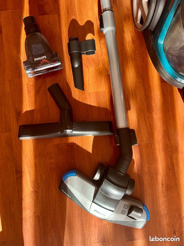 Aspirateur PHILIPS multi-accessoires (image 5)