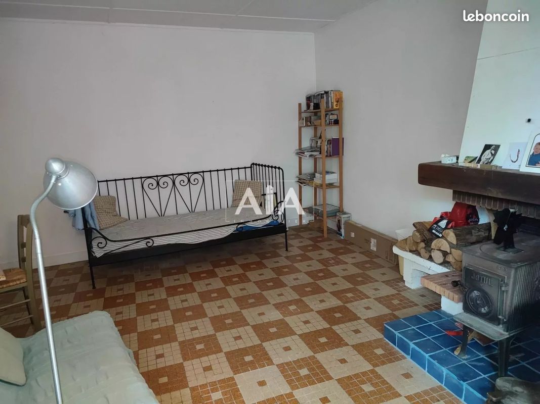 Maison de village 7 pièces 177 m² - Fontenille 16230 (image principale 5)