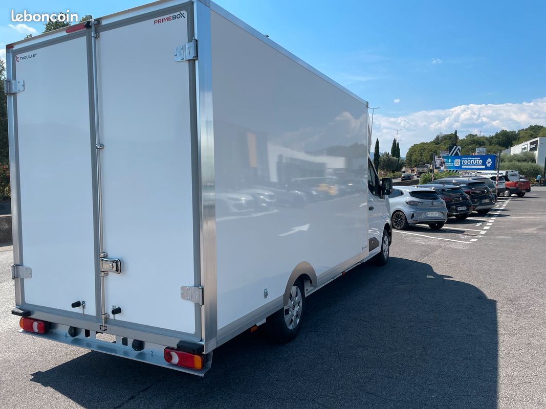 Renault master grand volume 20m3 l3 3t5 advance blue dci 170 auto (image 2)