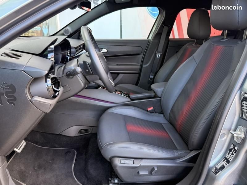 Alfa romeo Junior 1.2 Ibrida 136ch DCT6 (image 9)