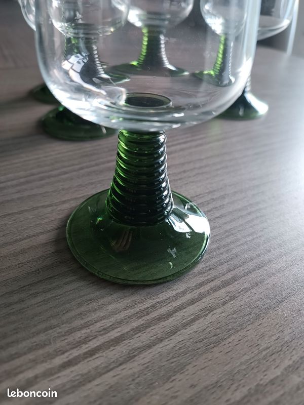 6 Verres à Vin D'Alsace Anciens – Verre Soufflé Coloré, H:17cm, Parfait état