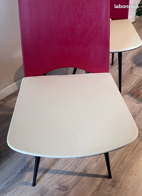 Deux chaises vintage 60 Skaï style Jaques Hitier (image 16)