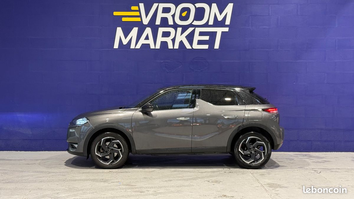 DS DS 3 Crossback BlueHDi 130ch Rivoli Automatique - Apple CarPlay - Caméras 360 - Feux LED - Cuir - Chaîne arbre à cames OK - Suivi complet constructeur - Son Focal - Régulateur adaptatif (image 2)
