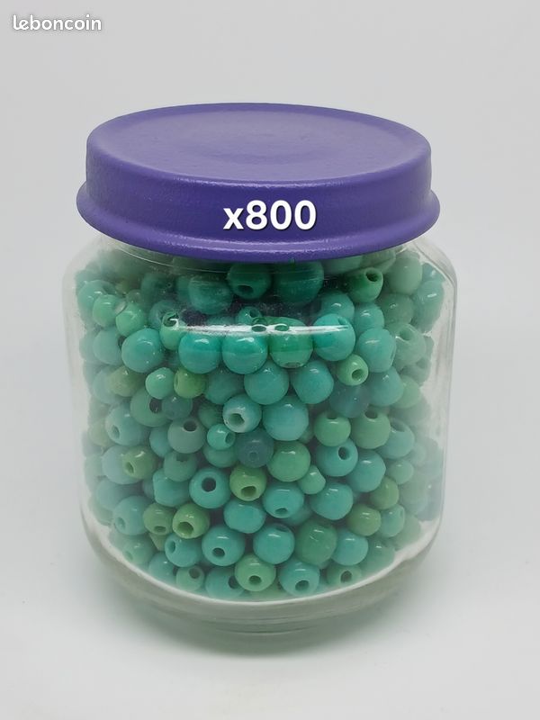 Lot de 800 perles rondes anciennes vertes (image 2)