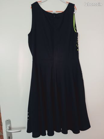 Robe Molly Bracken Taille 1 (36/38) Noir Et Blanc - Longueur 85 Cm - Occasion En Très Bon état