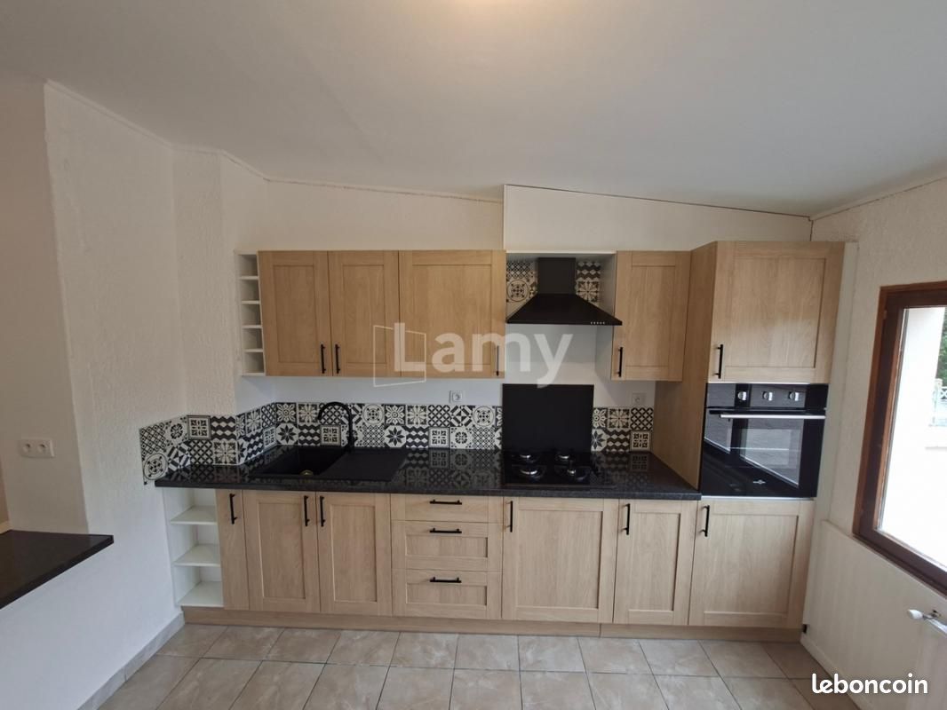 Maison 88 m² · à Valenciennes · 88 m² · 1 100 €/mois