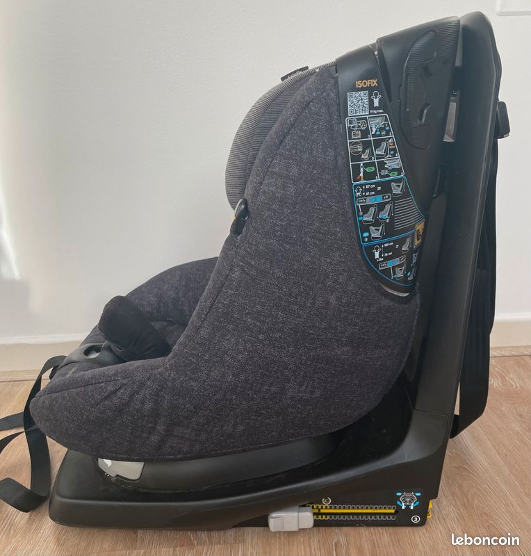 Achat SIEGE AUTO BEBE CONFORT AXISS PIVOTANT occasion - Romans sur