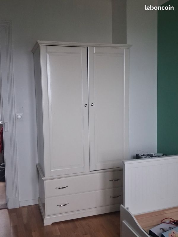 Donne armoire Ikea (image 1)