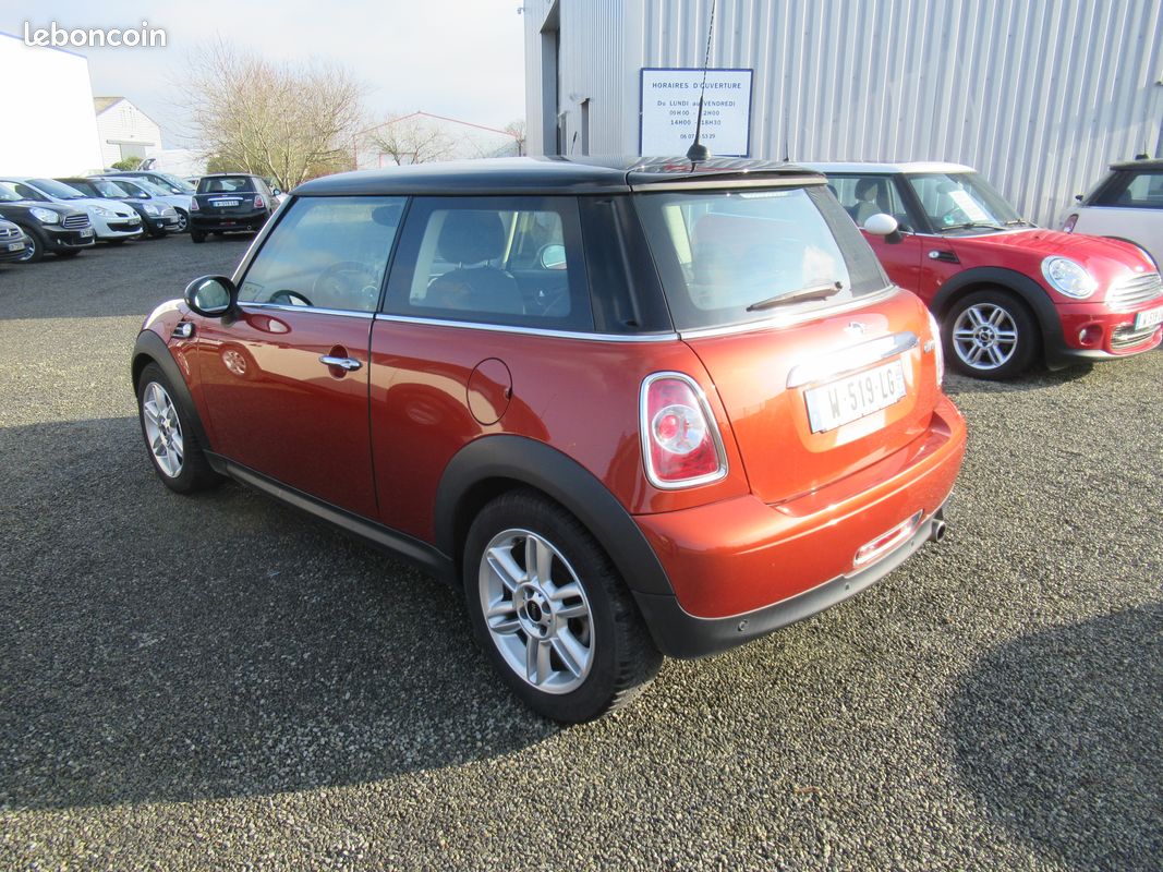 Superbe mini cooper 1.6l 122cv ba faible kms (image 3)