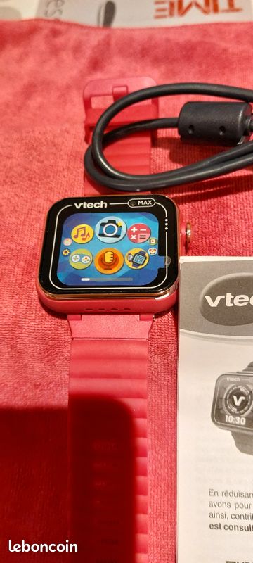 Montre Connectée VTech KidiZoom Max Rose - Écran Tactile, Caméra, Jeux - Pour Enfants 5-14 Ans