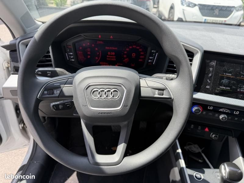 Audi A1 Sportback 25 TFSI 95ch Design S tronic 7 (image 17)
