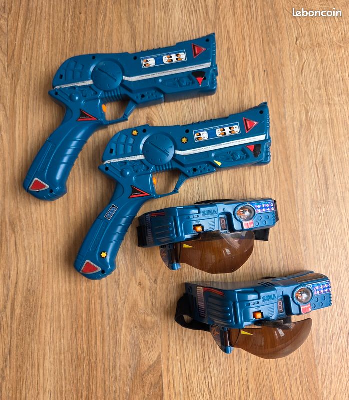 Lot 2 Pistolets Optiques SEGA Lock-On + Accessoires 29,99