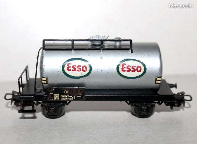 WAGON CITERNE À essieux ESSO SNCF HO HOrnby acHO Ref. 7100 en état