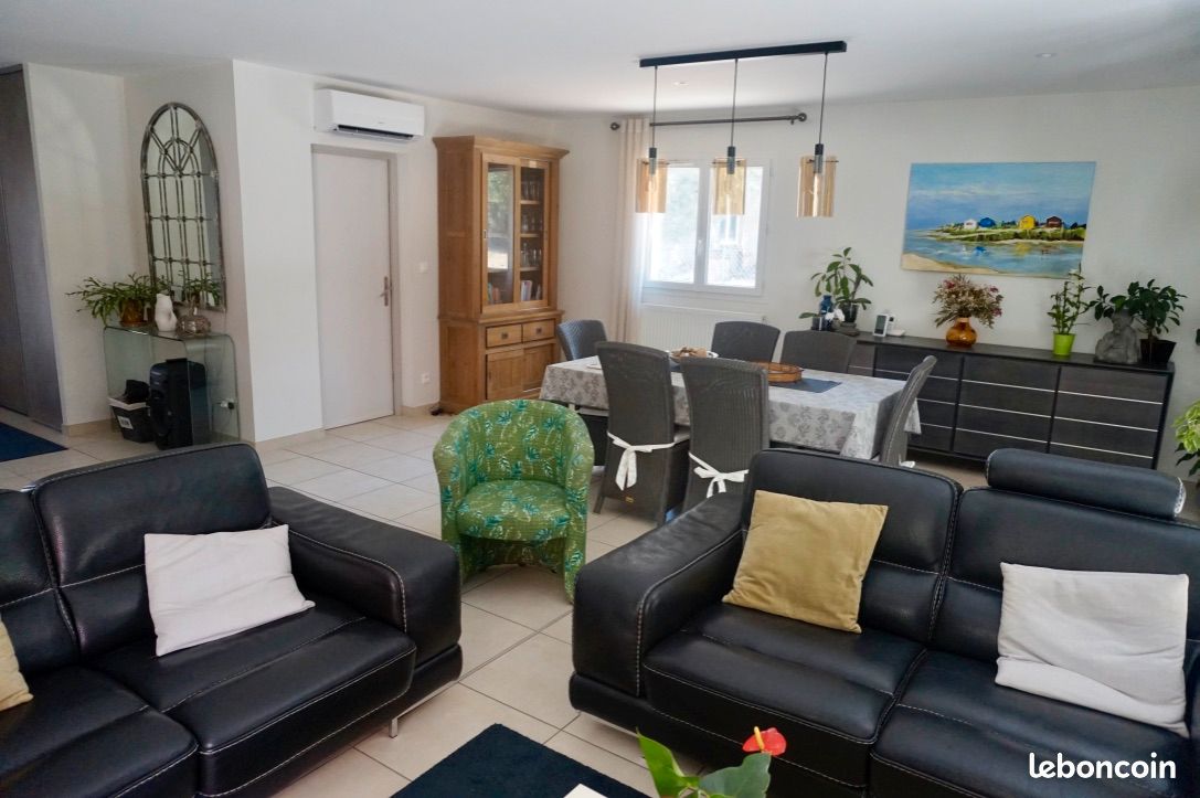 Maison 5 pièces 142 m² · à Saint-Étienne-de-Tulmont · 142 m² · 320 000 €