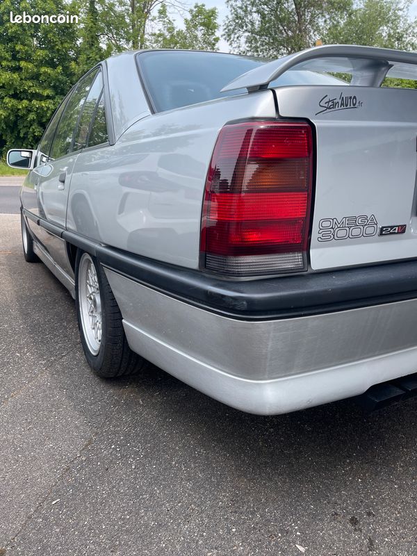 OPEL Omega 3.0 24V 204cv (image 5)