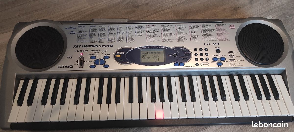 Piano casio LK-43 (image 1)