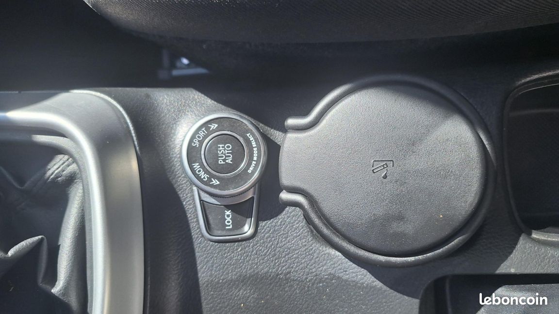 Suzuki SX4 S-Cross 1.6 DDiS 120 ch 4x4 Allgrip Pack (image 14)