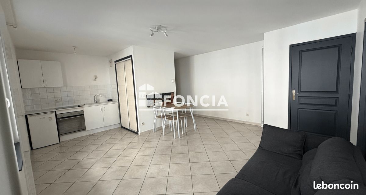 Appartement 2 pièces 42 m² · à Grenoble · 42 m² · 749 €/mois