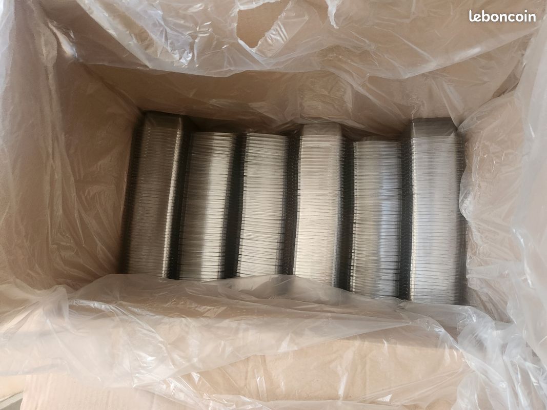 300 boîtes traiteur en plastique (image 3)
