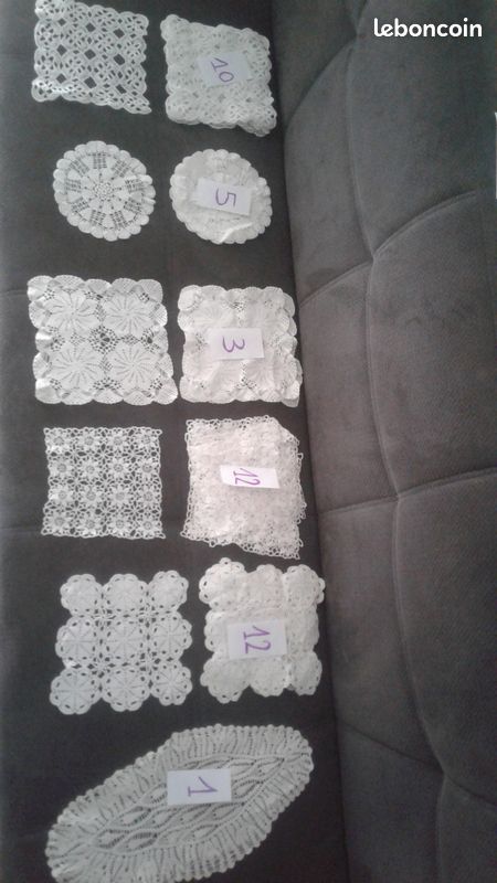 Lot dentelles napperons vintage fait main (image 2)