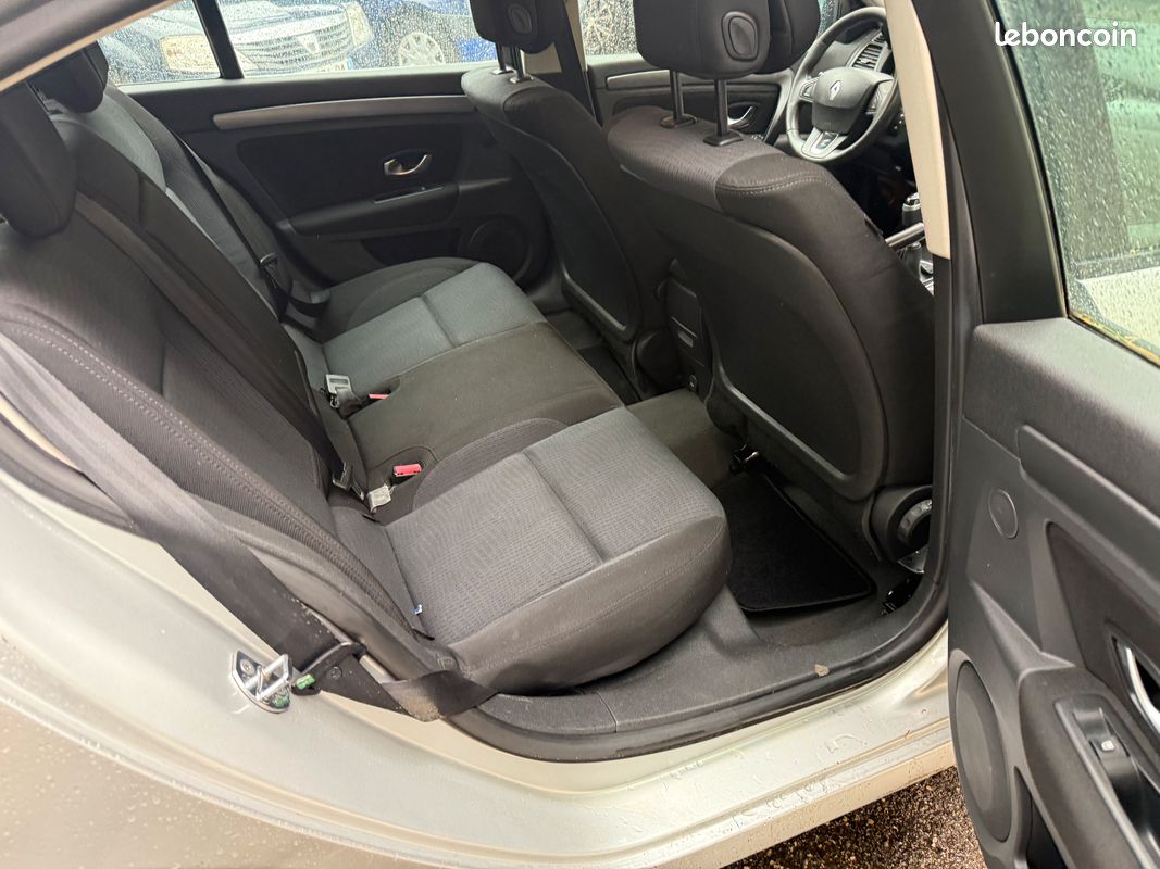 Renault laguna III 2,0 dci 130 cv expression reprise possible