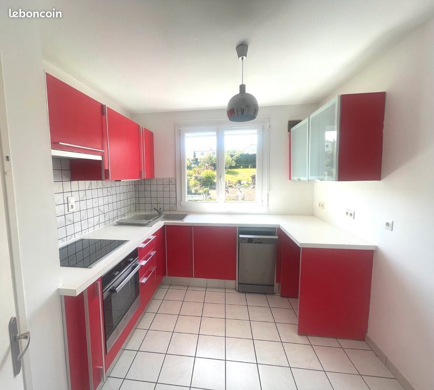 Appartement 4 pièces 83 m² · à Oloron-Sainte-Marie · 83 m² · 116 000 €