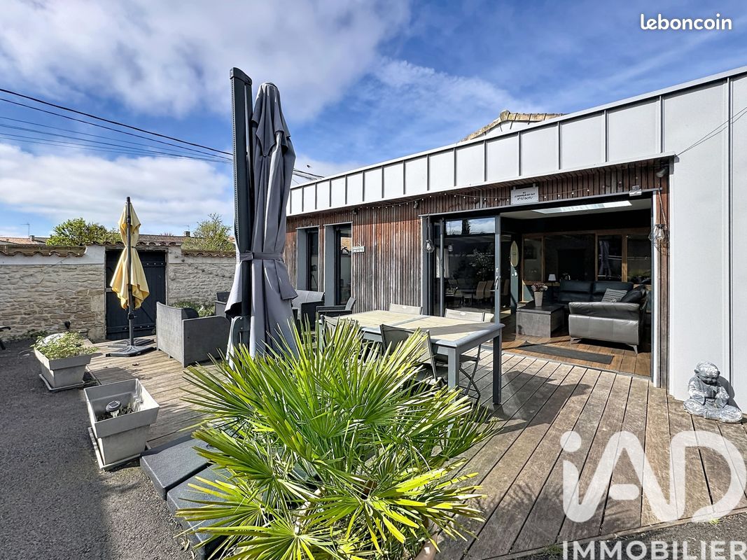 Maison 5 pièces 106 m² · à Vérines · 106 m² · 399 000 €