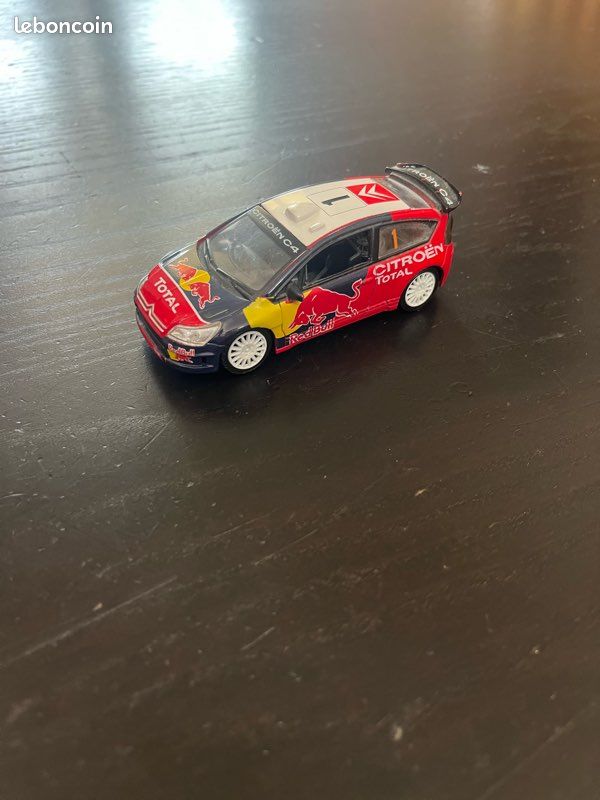 Petite Citroën C4 redbull (image 3)