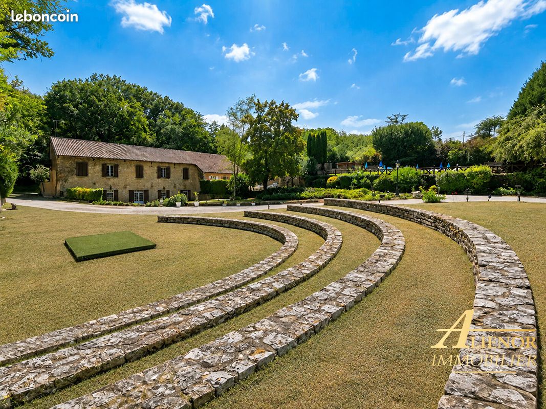 Gîte 30 pièces 800 m² (image 6)
